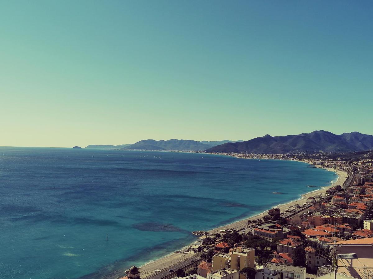 Villa Ischia Attico Sul Mare A Verezzi Borgio Verezzi Zewnętrze zdjęcie